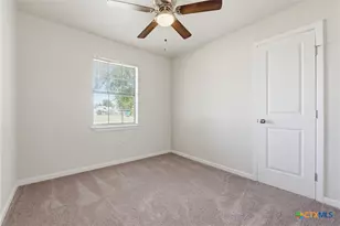 126 E Bob White Ln, Harker Heights, TX 76548 - Photo 16