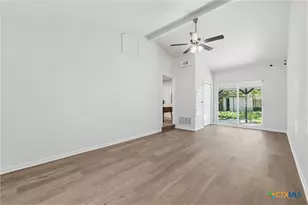 126 E Bob White Ln, Harker Heights, TX 76548 - Photo 14