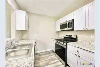 2110 Blue Meadow Drive #B, Austin, TX 78744 - Photo 10