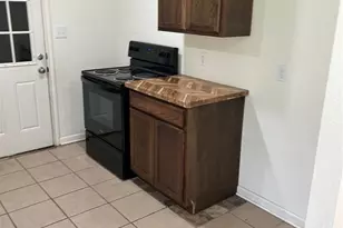 3007 E Mistletoe Ave, Victoria, TX 77901 - Photo 14