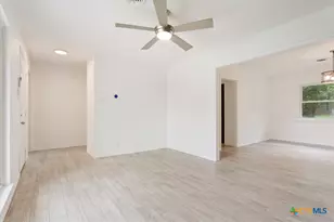 1304 Metropolitan Dr, Killeen, TX 76541 - Photo 6