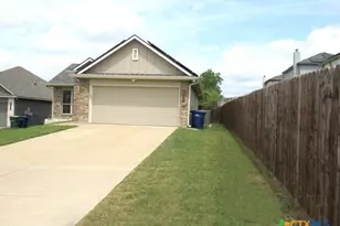 613 Hobby Rd, Copperas Cove, TX 76522 - Photo 2