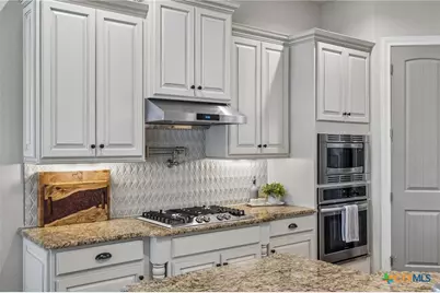 2534 Lermann, New Braunfels, TX 78132 - Photo 18