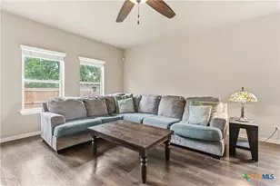 656 Peacock Ln, New Braunfels, TX 78130 - Photo 4