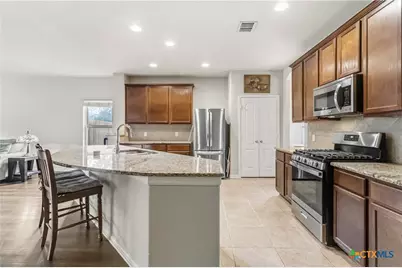 656 Peacock Lane, New Braunfels, TX 78130 - Photo 10