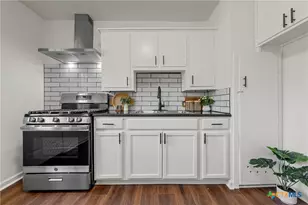 703 E 8th Ave, Belton, TX 76513 - Photo 8