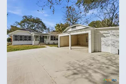 208 W Goodwin Avenue, Victoria, TX 77901 - Photo 22