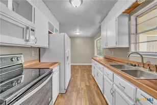 1907 Miles St, Copperas Cove, TX 76522 - Photo 8