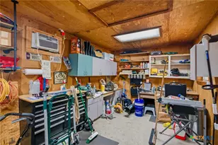 306 W Stayton Ave, Victoria, TX 77901 - Photo 16