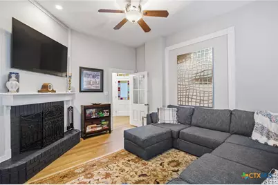 306 W Stayton Avenue, Victoria, TX 77901 - Photo 8