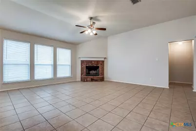 1662 Sunspur Road, New Braunfels, TX 78130 - Photo 6