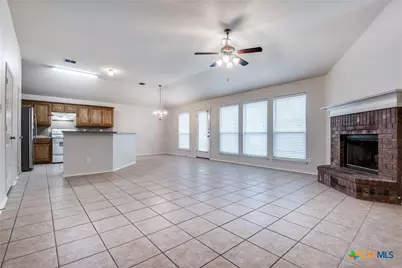 1662 Sunspur Road, New Braunfels, TX 78130 - Photo 8