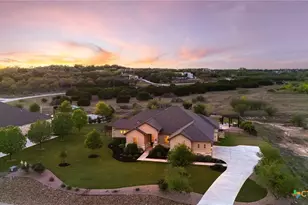 1979 Incrociato, New Braunfels, TX 78132 - Photo 2