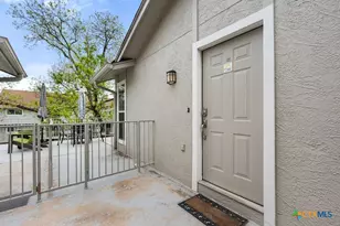 730 E Mather St, New Braunfels, TX 78130 - Photo 28