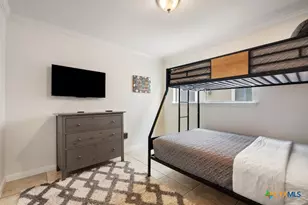 730 E Mather St, New Braunfels, TX 78130 - Photo 14