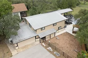 707 Park Shores, Canyon Lake, TX 78133 - Photo 4