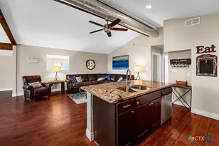 707 Park Shores, Canyon Lake, TX 78133 - Photo 14