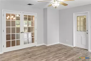 204 Berwick St, Victoria, TX 77904 - Photo 14