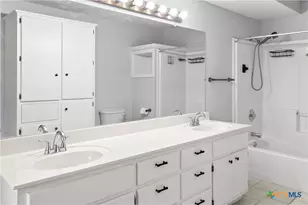 204 Berwick St, Victoria, TX 77904 - Photo 24