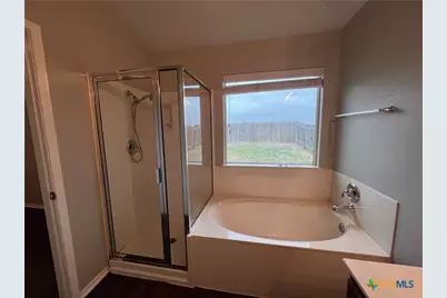 663 Tom Kemp Drive, New Braunfels, TX 78130 - Photo 18