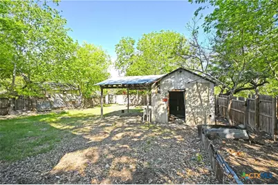 759 N Union Avenue, New Braunfels, TX 78130 - Photo 8