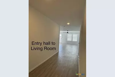 2436 Hunter Peak, New Braunfels, TX 78130 - Photo 10