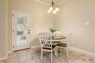 910 Ridgeoak Dr, Belton, TX 76513 - Photo 20