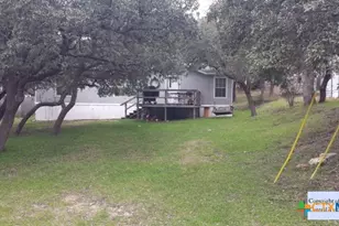 532 Grandview Bend, Canyon Lake, TX 78133 - Photo 4