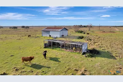 000 Keefe Road, Victoria, TX 77905 - Photo 4