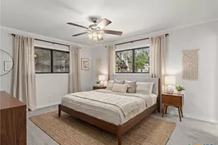 91 Ohio St, New Braunfels, TX 78130 - Photo 16