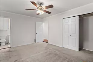 91 Ohio St, New Braunfels, TX 78130 - Photo 22