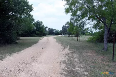 411 Fm 86, Red Rock, TX 78662 - Photo 28