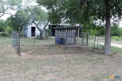411 Fm 86, Red Rock, TX 78662 - Photo 26