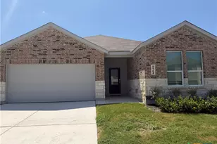 8908 San Carlos, Seguin, TX 78155 - Photo 2