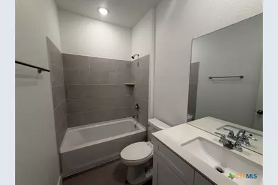 8908 San Carlos, Seguin, TX 78155 - Photo 12