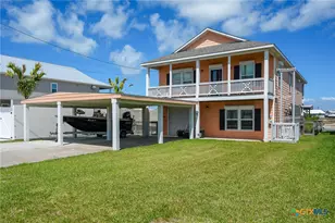 838 Rattlesnake Point Rd, Rockport, TX 78382 - Photo 2