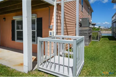 838 Rattlesnake Point Road, Rockport, TX 78382 - Photo 4