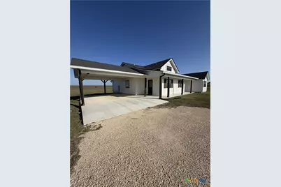 1742 Martinez Road, Yoakum, TX 77995 - Photo 10