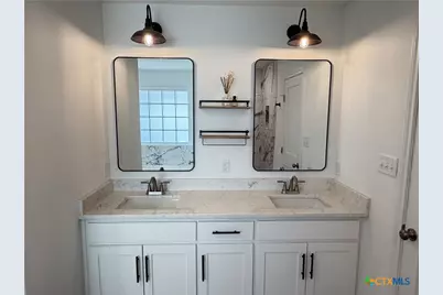 1742 Martinez Road, Yoakum, TX 77995 - Photo 20