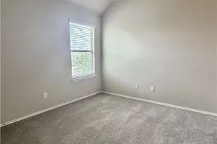 1805 Logan Trail, New Braunfels, TX 78130 - Photo 32