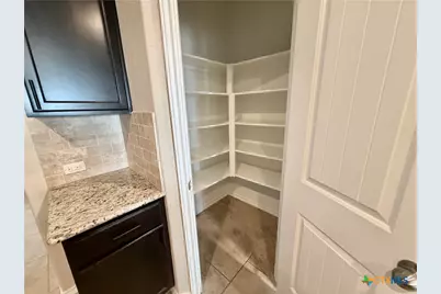 1805 Logan Trail, New Braunfels, TX 78130 - Photo 8