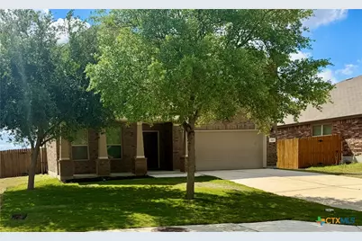 1805 Logan Trail, New Braunfels, TX 78130 - Photo 2