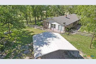 1830 Fm 221, Hamilton, TX 76531 - Photo 2