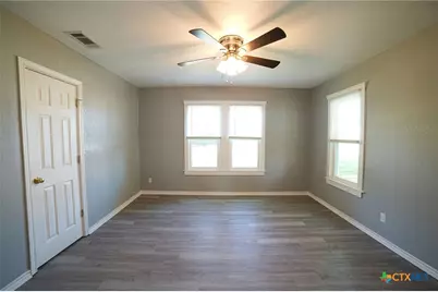 1003 N 15th Street, Temple, TX 76501 - Photo 14