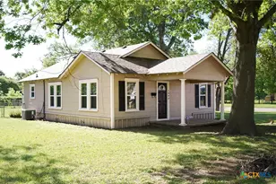1003 N 15th St, Temple, TX 76501 - Photo 2