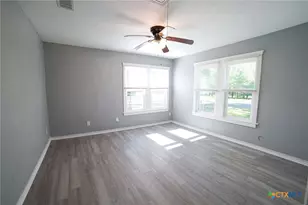 1003 N 15th St, Temple, TX 76501 - Photo 12