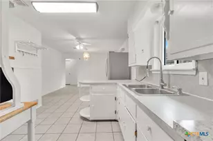 104 S Meadow Dr, Little River-Academy, TX 76554 - Photo 16