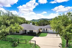 1106 Amanda, Canyon Lake, TX 78133 - Photo 2