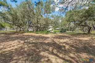 25867 Lewis Ranch Rd, New Braunfels, TX 78132 - Photo 32