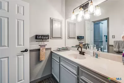 25867 Lewis Ranch Road, New Braunfels, TX 78132 - Photo 22